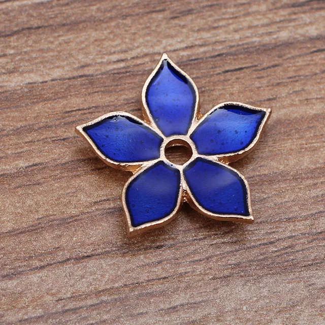 10pcs Metal Enamel Flower Beads Caps Blue Green Pink Filigree Flower Base Charms Pendants for Jewelry Making Components DIY Style A - Blue