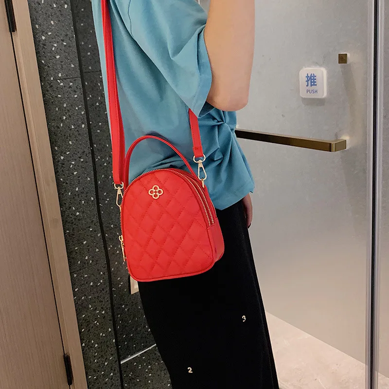 

New woman 2019 spring and summer new oblique satchel rhomboid chain bag