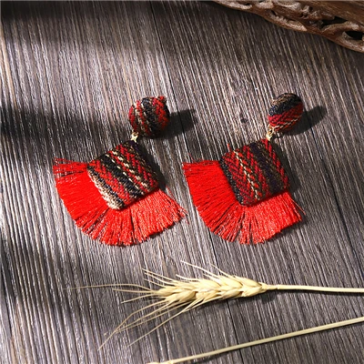 Разноцветные квадратные серьги с кисточками, массивные женские серьги в стиле ретро, этнический стиль, висячие серьги ручной работы, серьги из ткани - Окраска металла: Red