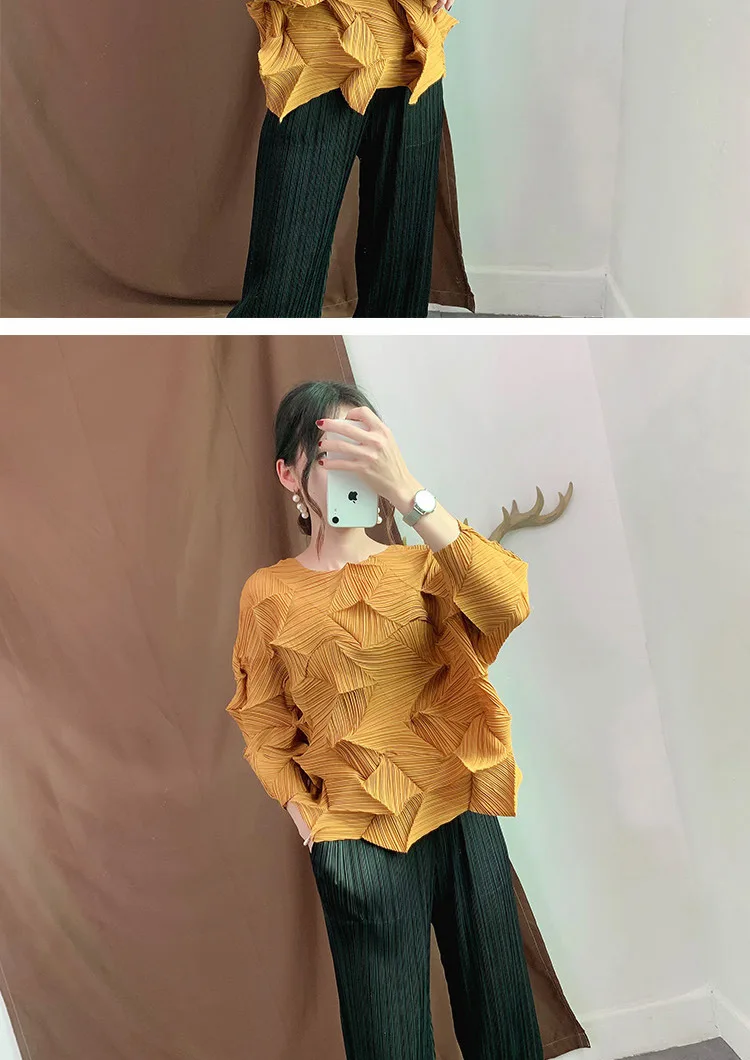 Irregular Pleated T-shirt New Fashion Japan Style Solid Three-quarter Sleeves Miyake Wrinkle Women Shirts Plus Size Tops