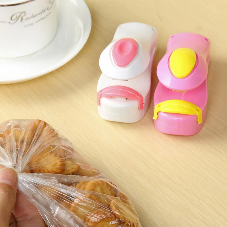 

Amazon EBay Portable Mini Sealing Machine Food Snacks Plastic Bag Sealing Machine Travel Hand Pressure Hot Sealing Machine