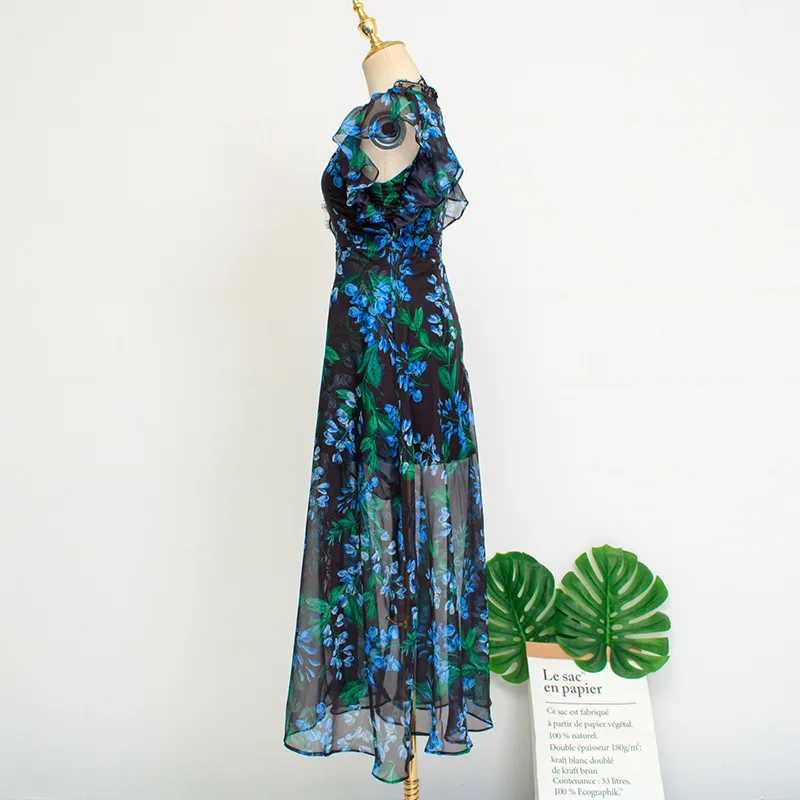 12150996740_1460869951