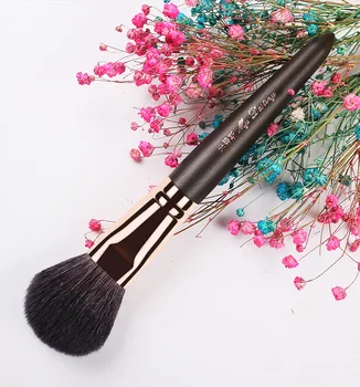 

1 piece Goat hair Blush Makeup brushes Powder contour Make up brush Bronzer Round head exquisite beauty tools My destiny 009