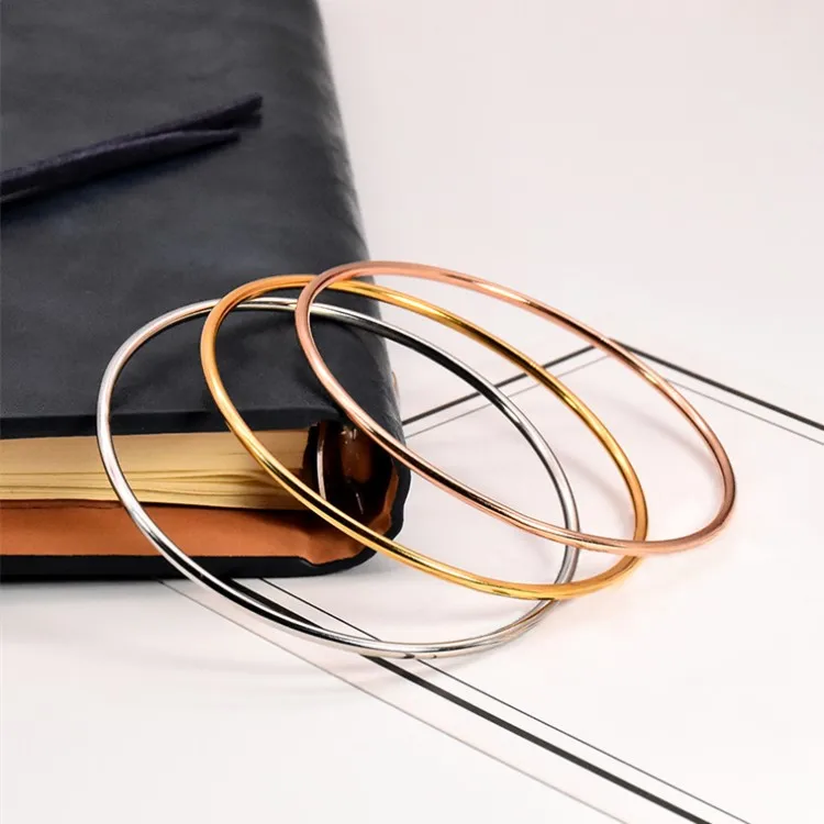 Тонкий Гладкий полированный браслет из нержавеющей стали для женщин и девушек 55