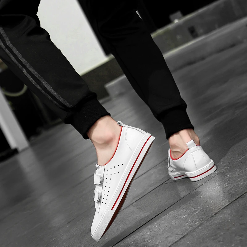 Man Lace Up Shoes Cow Leather Round Toe Flat Shoes Cut Outs Breathable Real Leather Footwear Soft Sole Breathable Shoes 2