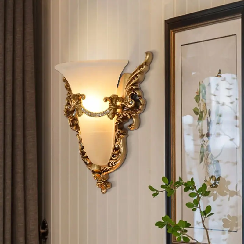 European Classical Frosted Glass Lamp With Gold Iron Painting Body E27 Light Source Is Suitable For Restaurant Decoration | Освещение