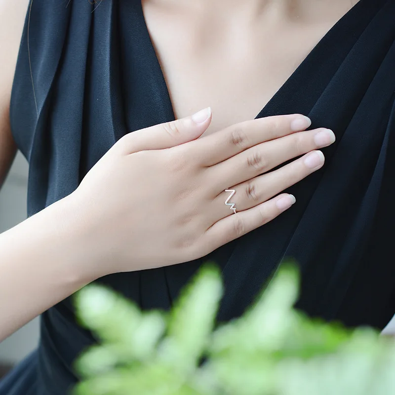 4560298925_1033353162