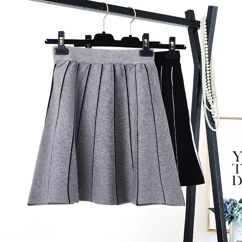 Elastic Waist Knitted Skirt Short Skirt Women's Autumn Korean-style High-waisted Stripe Spell Color A- line Skirt Tutu Full Skir