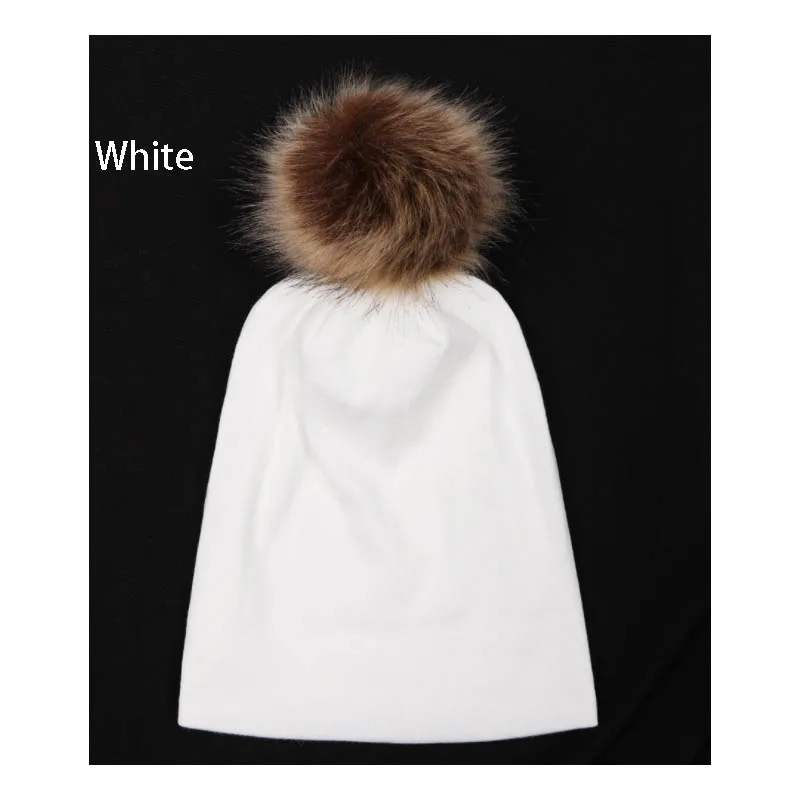Двухслойная одежда из хлопка шапочки детская зимняя Кепки шапка с помпоном с логотипом, рисунком по индивидуальному заказу имя ребенка детская теплая вязаная шляпа Кепки для девочек - Цвет: Белый