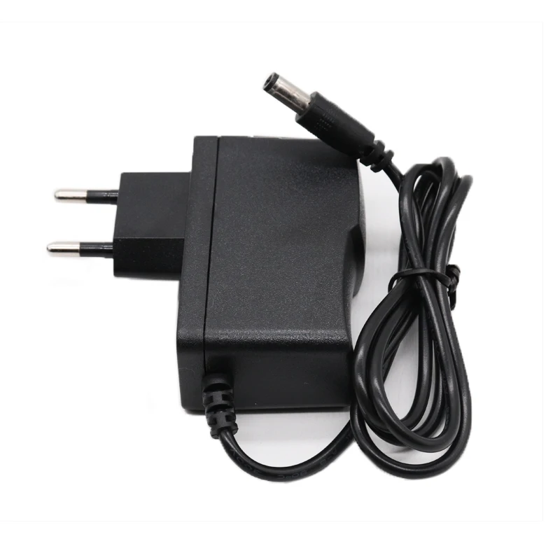 Original 18650 Li-Ion Battery Portable Rechargeable Battery DC 12 V 12.6 V 6800mAh Battery/12.6V Battery Pack +12.6V1A Charger