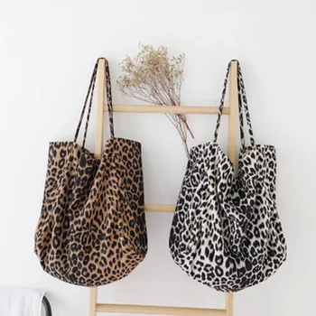 

Korean fashion leopard print handbag casual wild flannel shoulder bag personality large capacity canvas bags for women 2020 sac