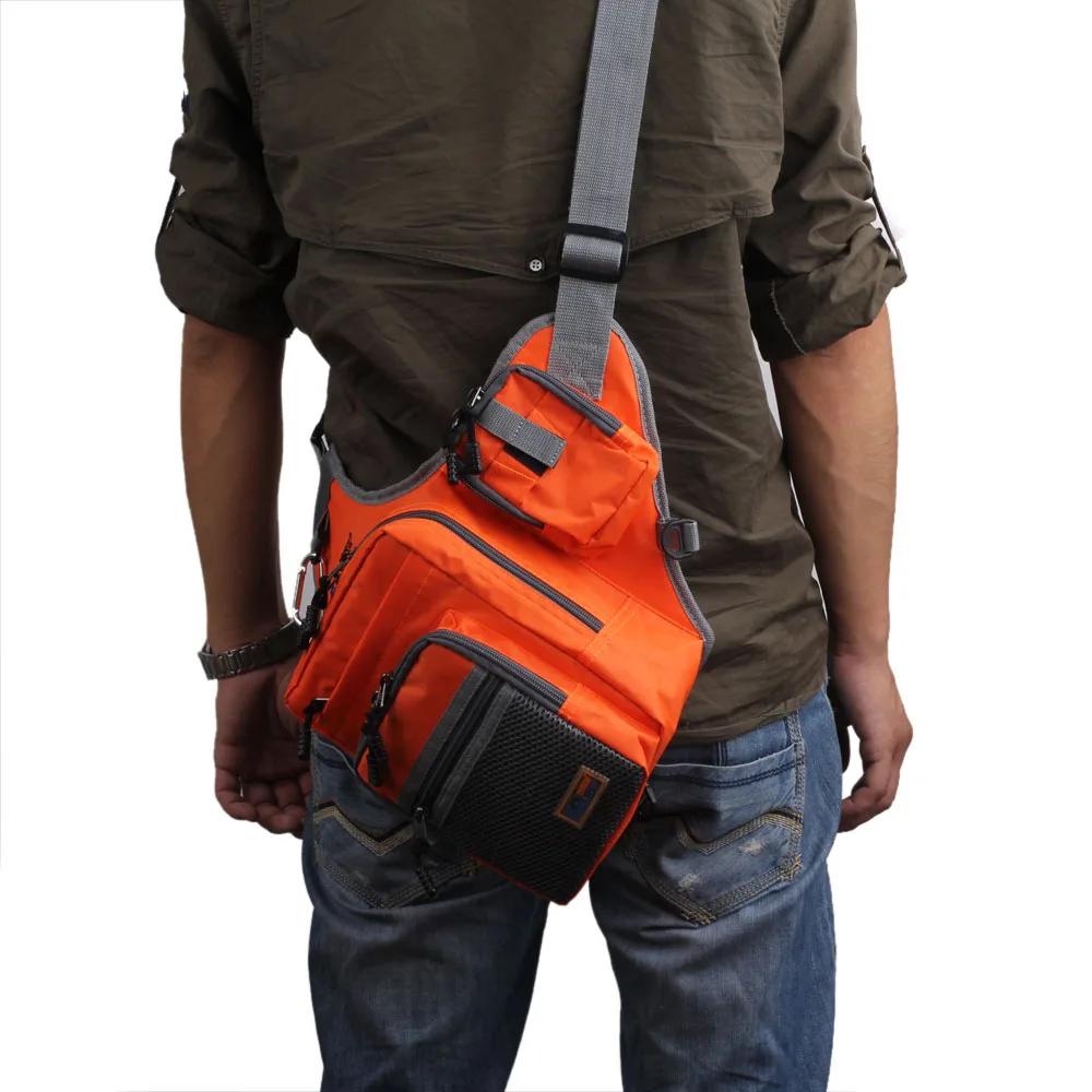 

Ilure Fishing Bag Multi-Purpose Waterproof Canvas Fishing Reel Lure Bag Bait Canvas Multi-purpose Fishing Tackles Bag 32*39*12CM