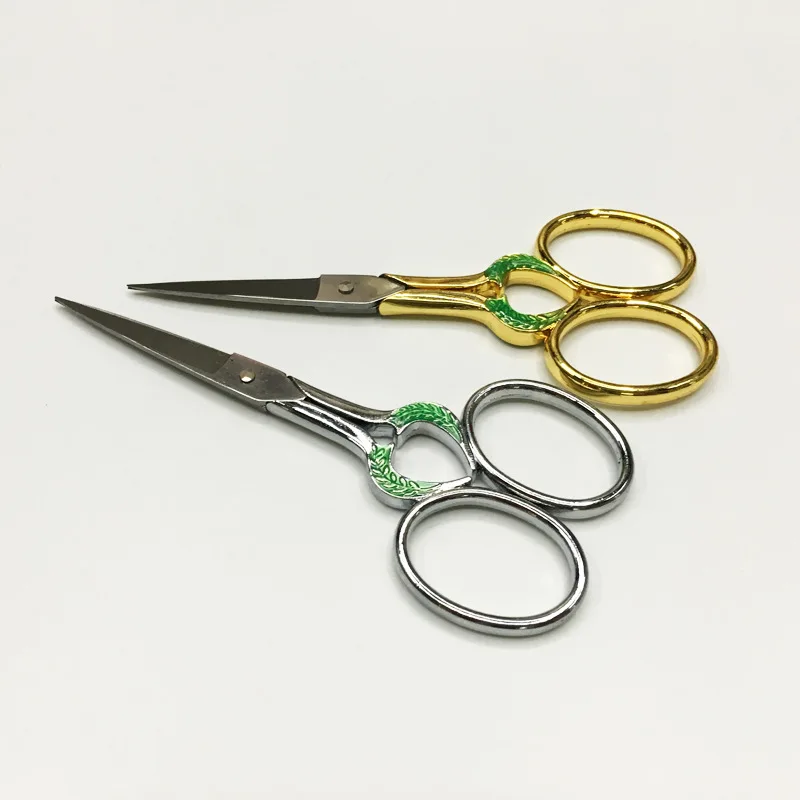 

Manufacturers Direct Selling Retro Leaf Small Nail-scissor DIY Household Tailor Tool