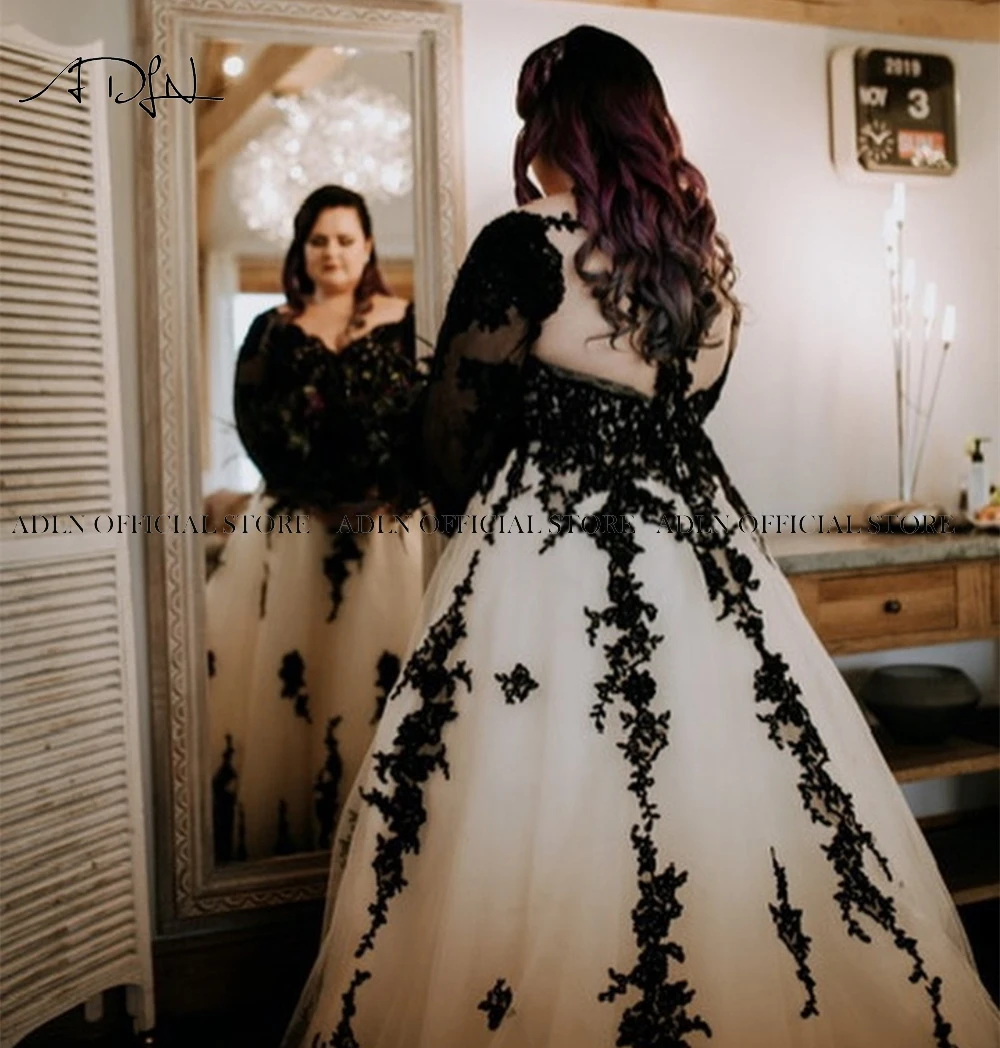 Black And White Wedding Dress Plus Size Bridal Gowns Customized Long Sleeves Lace A-line Bride Dresses Vestido de Novia 5