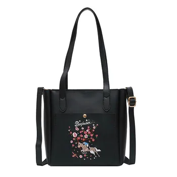 

Handbag female messenger lovely fairy bucket bag 2020 new fashion embroidered handbag handbag versatile shoulder bag
