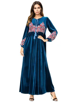 

Muslim Velvet Dress Women Embroidery Floral Hijab Elbise Islamic Moroccan Kaftan Abaya Dress Turkey Kimono Jilbab Caftan Robe