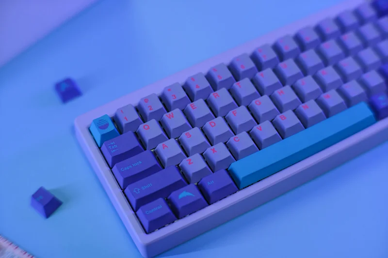 para 61 64 68 84 96 980 104 teclado