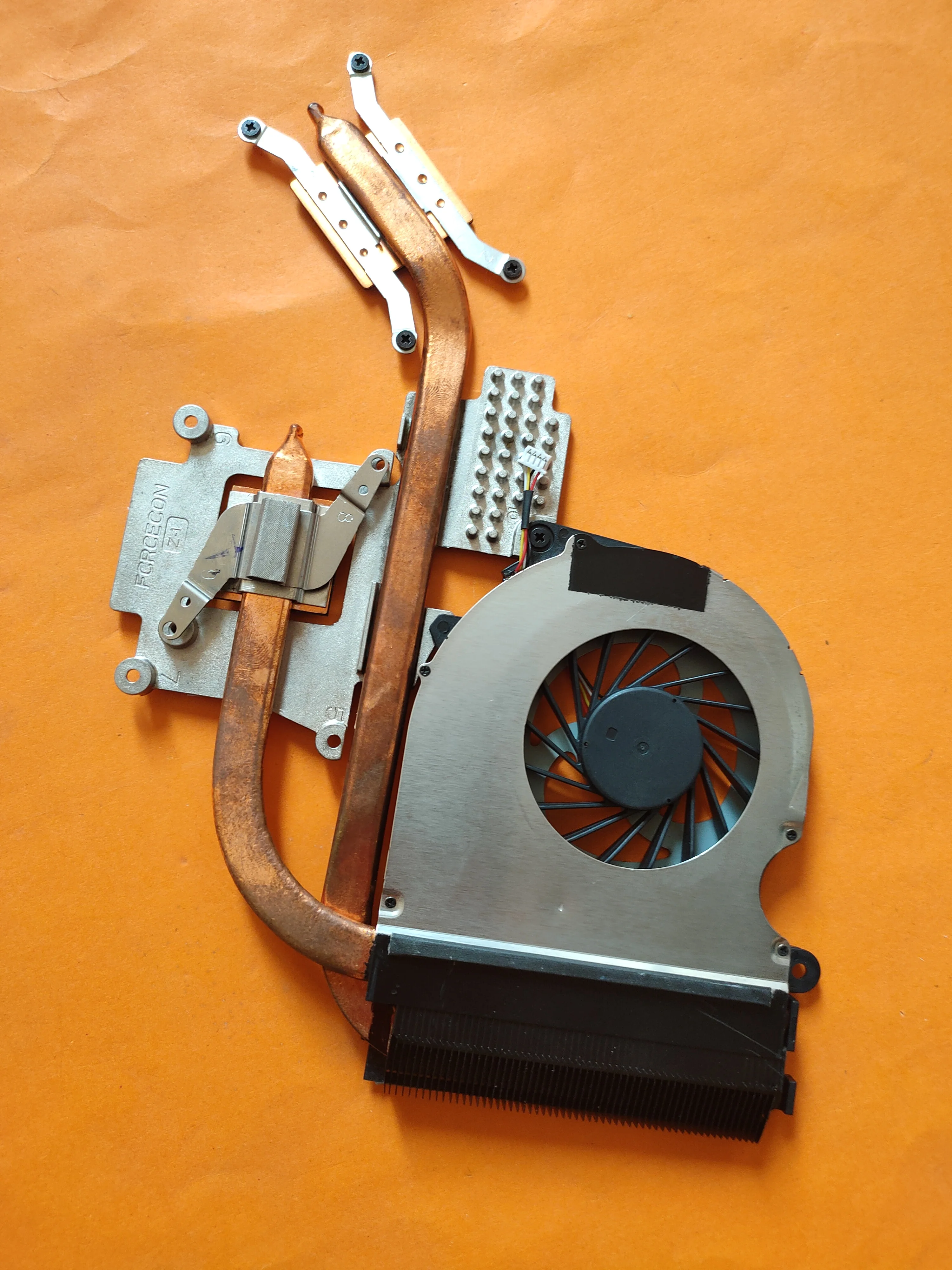 Для ACER Aspire 8943G 8943 cpu охлаждающий вентилятор с теплоотводом 3nzyatn00