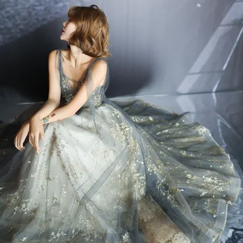 

Luxury Gray Long Evening Gowns Sexy V-neck Spaghetti Strap Elegant Banquet Dress Lace Up Bling bling Party Dresses