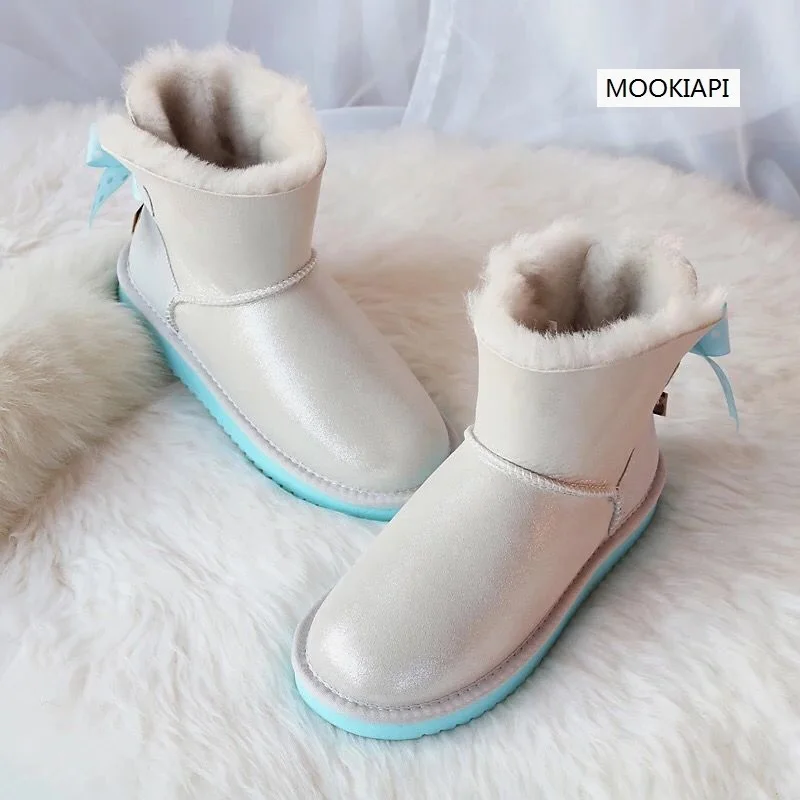 

In 2019, Europe's latest high-quality snow boots, real sheepskin, 100% natural wool, the most fashionable women's snow boots