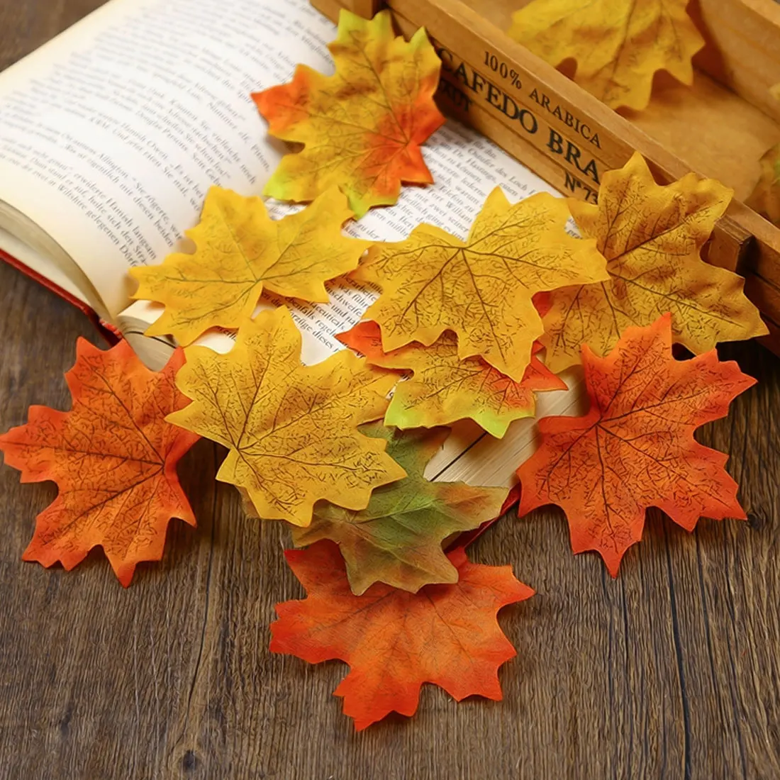 

100Pcs/lot Vivid 8cm Artificial Silk Maple Leaves For Home Wedding Party Decoration Scrapbooking Craft Multicolor Fall Fake Leaf