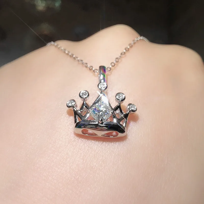 925 Sterling Silver Girl's 16 Shiny Round Cubic Zirconia Crown Princess  Box Chain Necklace - Little Crown Princess Pendant Necklaces for Children 