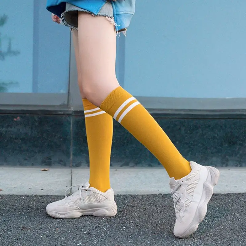 Японские Хлопковые гольфы для женщин и девочек, двухцветные нескользящие носки в уличном стиле для скейтборда и студентов