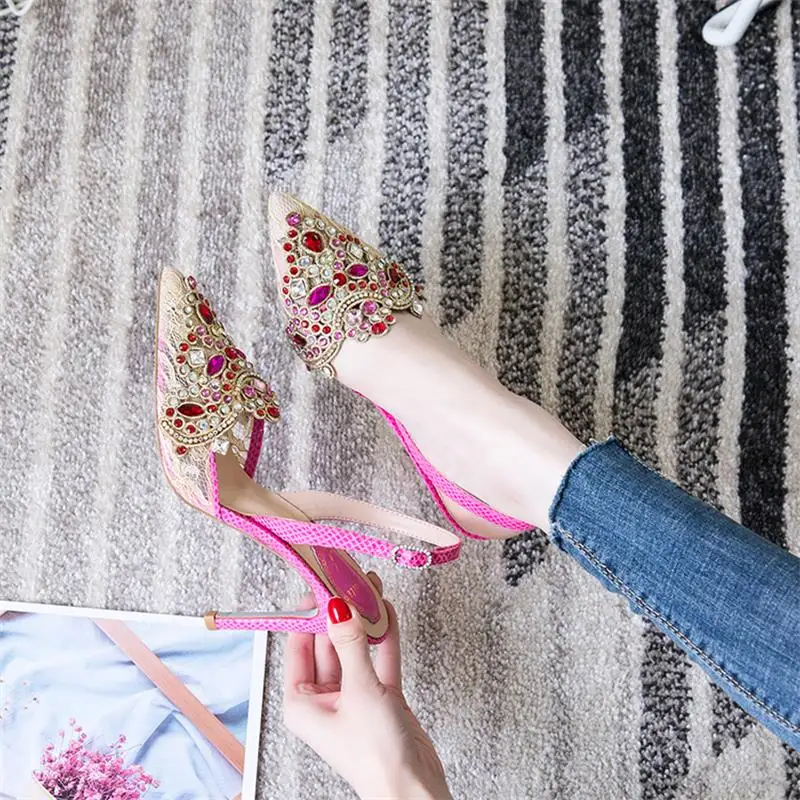 Zapatillas mujer Летняя женская обувь Острый носок слинбэки с украшением в виде кристаллов со стразами Дамская обувь на высоком каблуке; Tacones Mujer