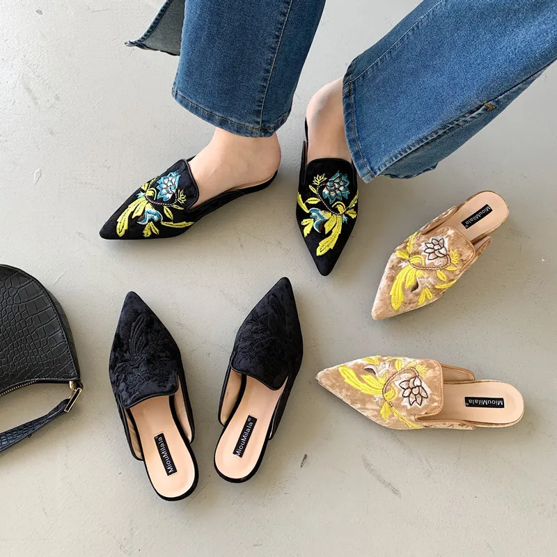 

Summer Pointed Toe Women Slippers Flat Slip-on Elegant Ladies Office Shoes Women Velvet Mules Flower shoes Embroidery Shoes