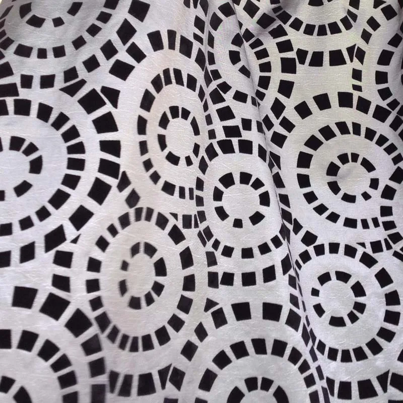 

45cmX45cm Decorative Taffeta Flocked Thin Fabric,Black Grey Circle Sewing Patchwork Cloth Materials