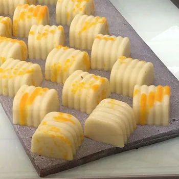 

DIY Polycarbonate Chocolate Mold Jelly Mould Baking Tray Polycarbonate Lover Heart 3D Candy Tools PC Chocolate Mold