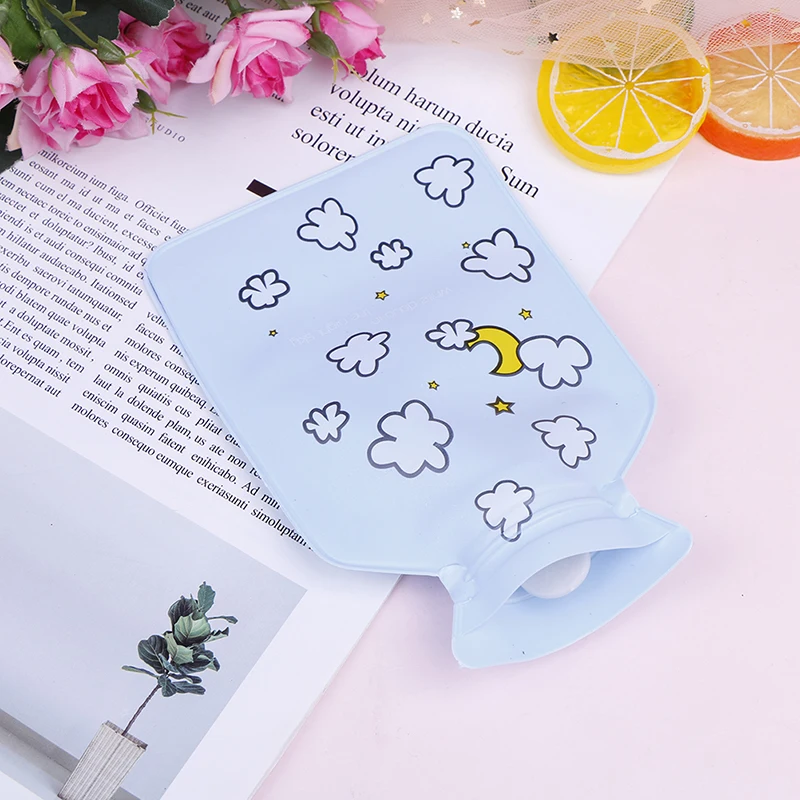 1pc Mini Portable Hot Water Bag Bottle Winter Cartoon Heat-resistant Water Bottler Warmer Hand Warmer for School Home Office
