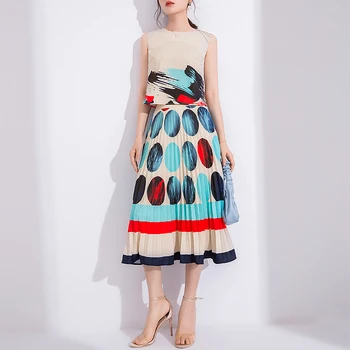 

Fashion Leisure Suit Female Summer 2020 nian New Korean Version of the European Grand Prix Western Style Thin Pleated Skirt