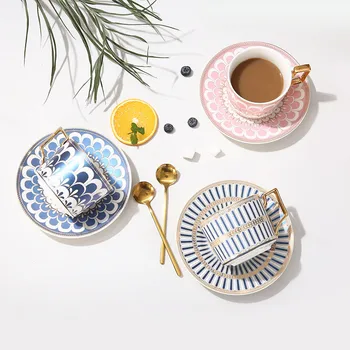

Nordic Coffee Cup Set Home Ceramic Band Spoon Saucer Afternoon Tea Set Luxury Creative Scented Tea Cups pink Home Decor