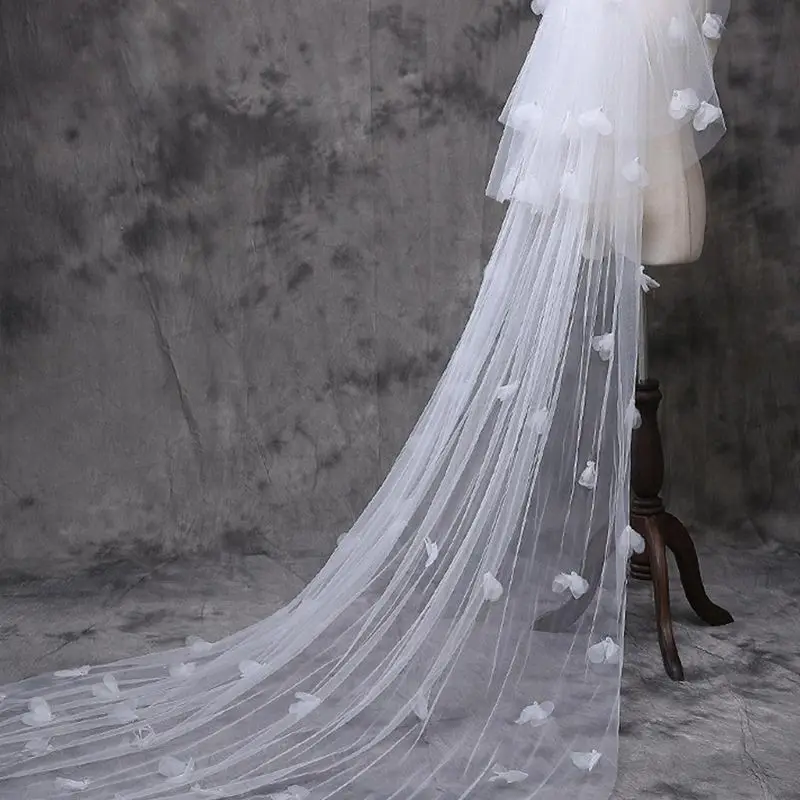 Korean Style 3 Tier Womens Rose Flower Petals Faux Pearl Decor Wedding Veil Fancy Irregular Trailing Cathedral Long Bridal Veil