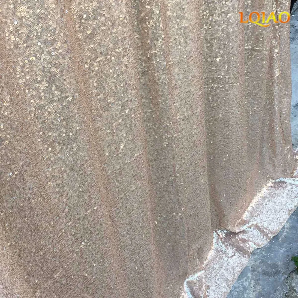 Champagne sequin backdrop-007