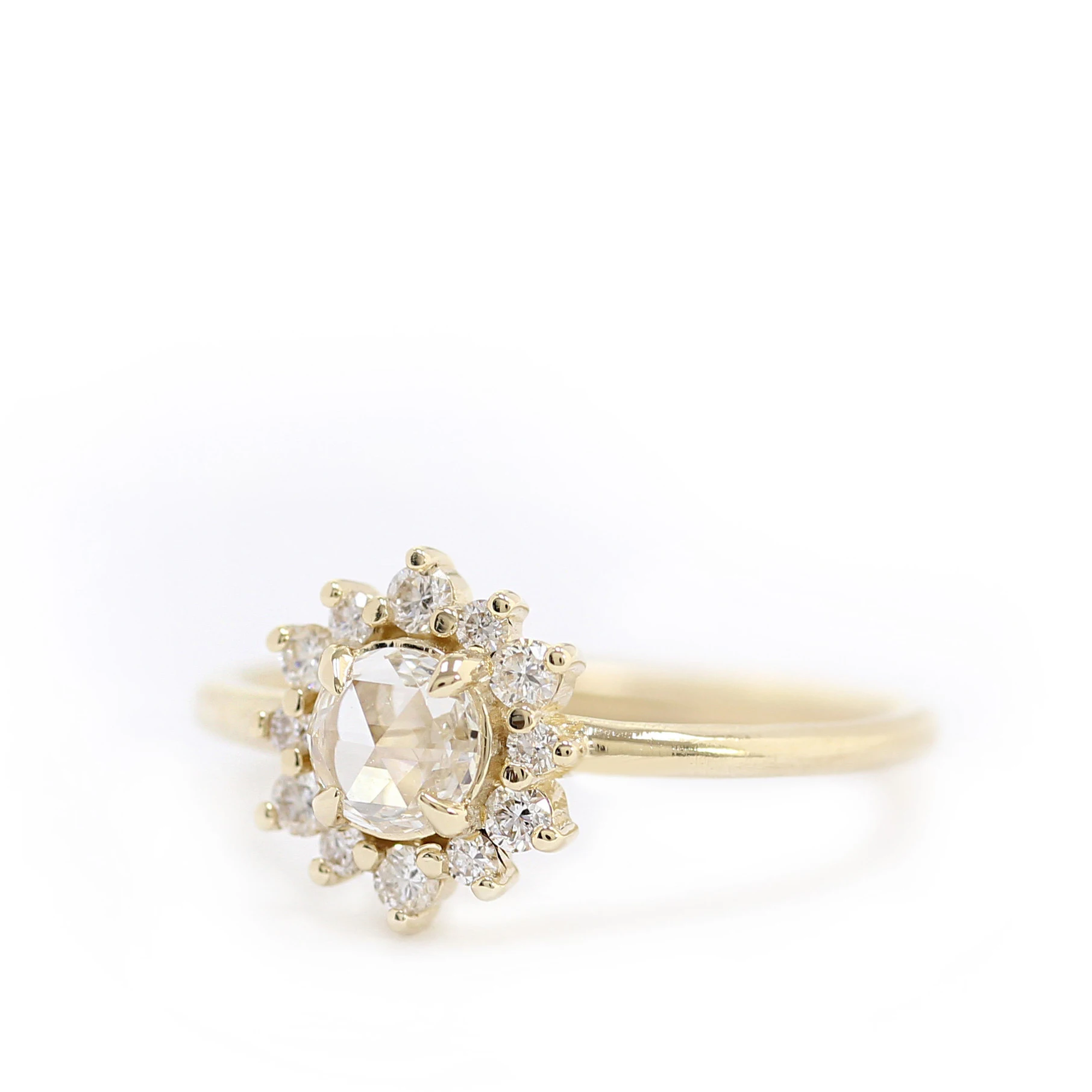 

Luxury Female Small Flower Ring With Zircon Stone Cute Yellow Gold Color Finger Ring Promise Wedding Engagement Rings For Women