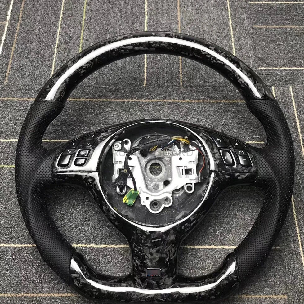 

Customized Forged Carbon Fiber Steering Wheel For BMW E46