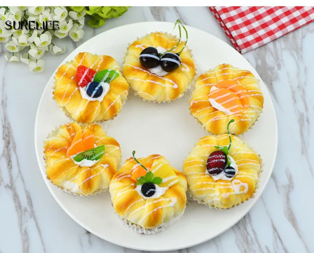6pcs Festive Party Supplies Artificial Decorations Foods Fragrance Simulation Fragrant Fruit Cake Bread Props Display Model