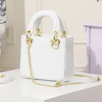 

D button D badge designer luxury mini small princess bag leather rhombic chain bag single shoulder straddle handbag CD women's b