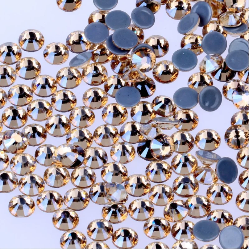 Кристально прозрачные супер яркие стеклянные стразы Golden Champ для горячей фиксации