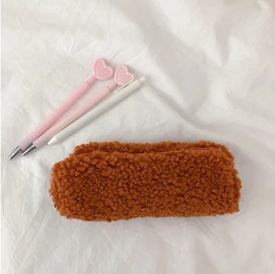 ZongKaFeiSe 1 шт. кавайный чехол для карандаша маленькая свежая овчина; плюш; подарок; школьный пенал Карандаш Чехол Карандаш сумка, школьные принадлежности канцелярские товары - Цвет: ZongKaFeiSe