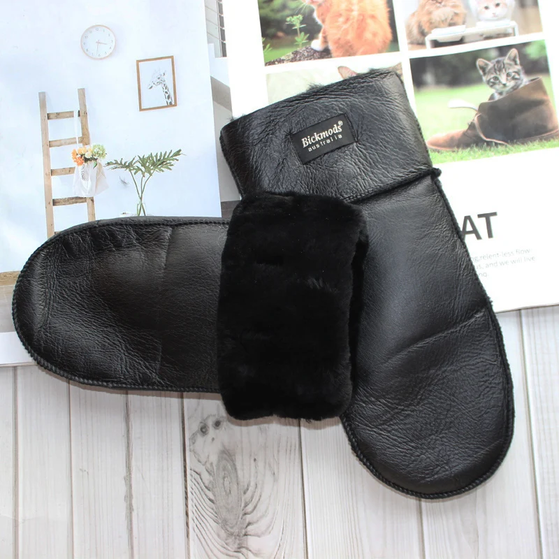 New sheepskin men's fur gloves with thicker wool lining and winter fashion windproof and cold-proof warm gloves