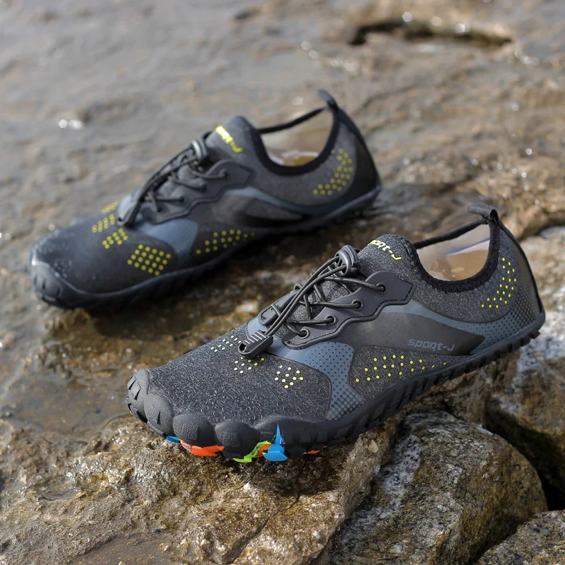 

2019 New Style FiveFingers Couples Upstream Shoes Diving Snorkeling Shoes Quick-Dry Wading Outdoor Sandals Men's Swimming Shoes