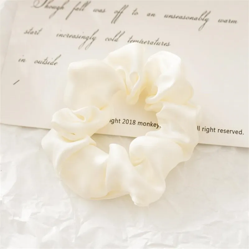 beige 2 шт./компл. разноцветные волосы Scrunchies Для женщин Винтаж эластичной резинкой на небольшом волосяным Шарм резиновый Шелковый ободки для волос Классический тканью; прическа хвостик; ; - Цвет: beige