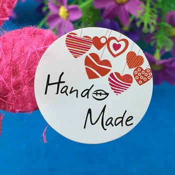 

600Pcs/Lot White 3.5cm Diameter Sticker Labels Handmade Red Multi-Heart Self-adhesive Labels For Box Gift Cup Toy Bake Bag