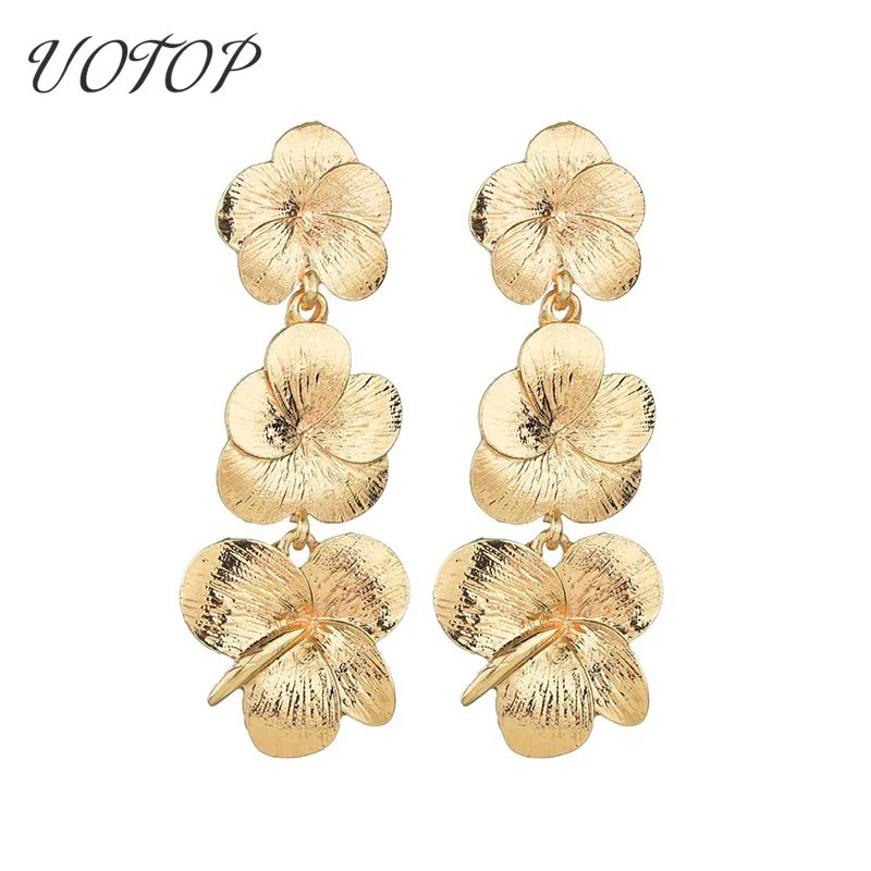 

2019 New Trendy Gold Color Long Dangle Floral Flower Drop Earrings for Women Summer Simple Elegant Earrings Aretes De Mujer