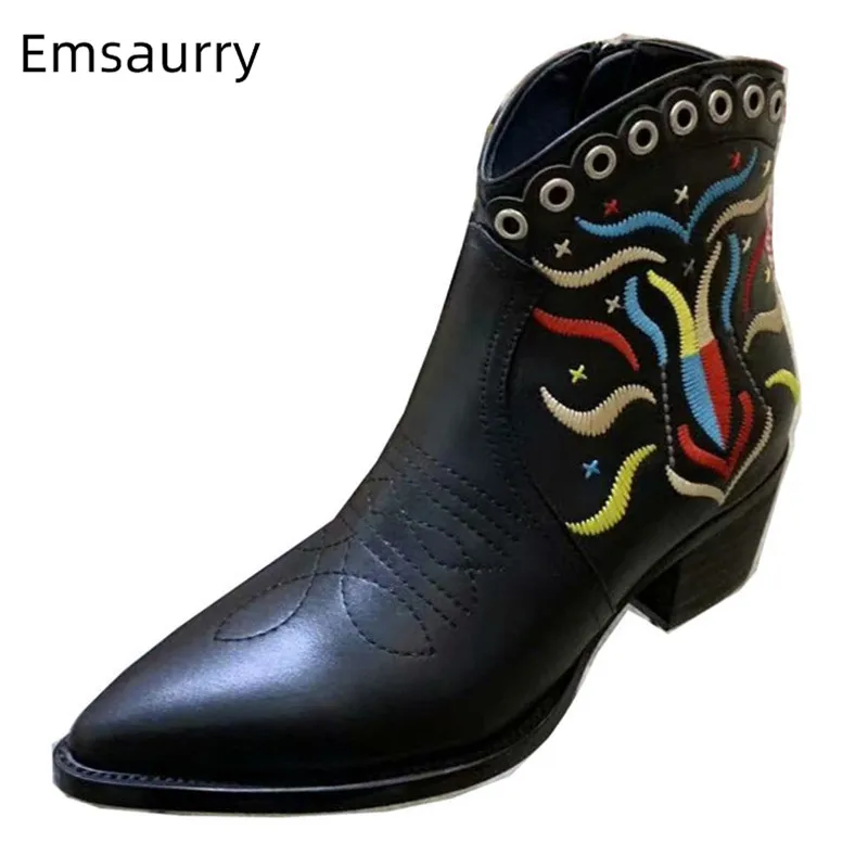 

Chic Retro Woman Boots Point Toe Med Square Heel Ankle Short Bottes Solid Black Embroider Colorful Pattern 2020 Fashion Botines