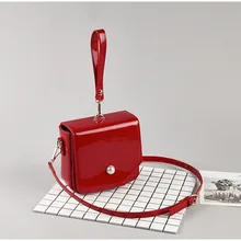 Женские вечерние жемчужные сумочки, лакированная кожа, одноцветная, простой стиль, мини-сумка, модная красная сумка на плечо