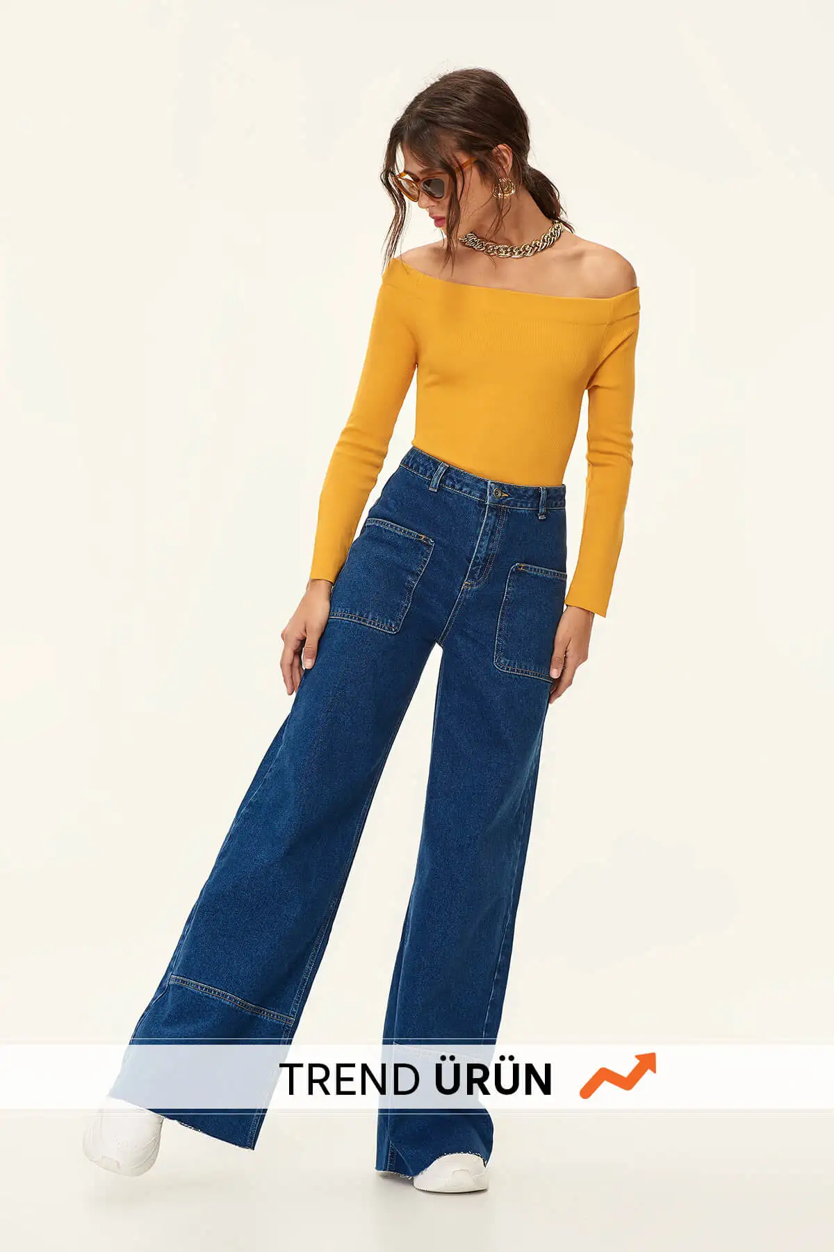 

Trendyol High Waist Baggy Flare Wide Leg Jean TCLAW19LR0002